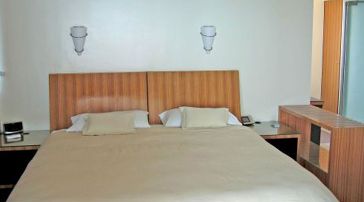 Peninsular One Bedroom Penthouse Suite